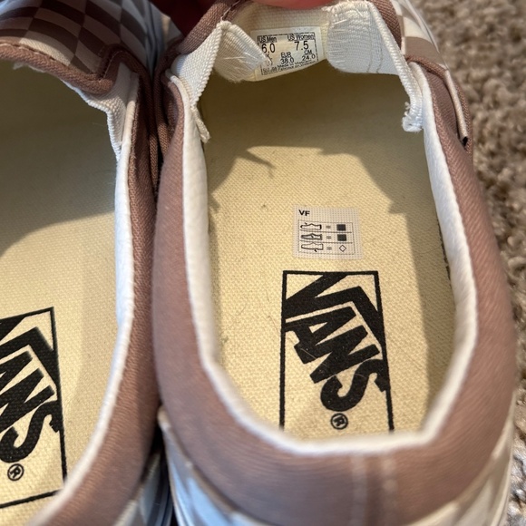 Vans Classic Slip-On Checkerboard Shoe - Picture 4 of 5